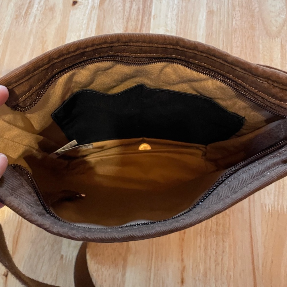 Lands' End Beige and Black Quilted Shoulder Bag - Picture 3 of 3